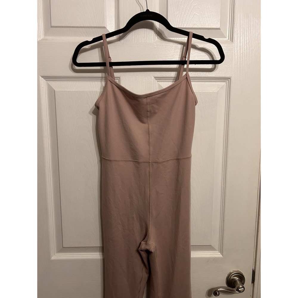 Wilfred‎ Free Aritzia Divinity Medium Unitard Jumpsuit Romper Flared Leg Pink